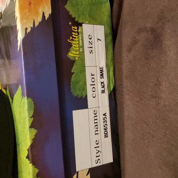 New Italina 4.5 inch black python snake bootie...size 7. - Picture 2 of 13